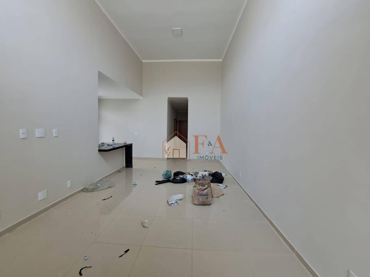 Casa à venda com 3 quartos, 200M2 - Foto 3