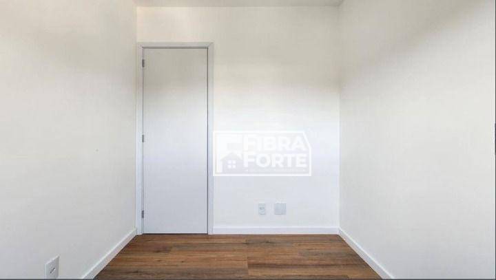 Apartamento à venda com 2 quartos, 58m² - Foto 13