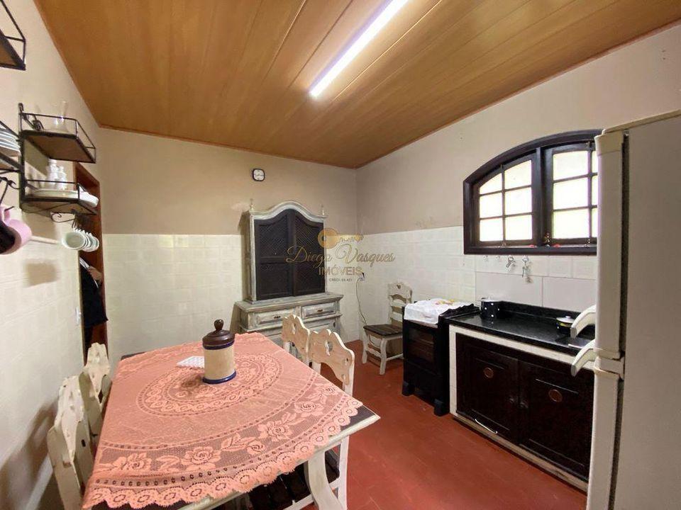 Casa à venda com 5 quartos, 1900m² - Foto 34