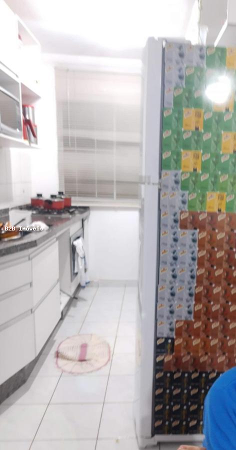 Apartamento à venda com 2 quartos, 47m² - Foto 4