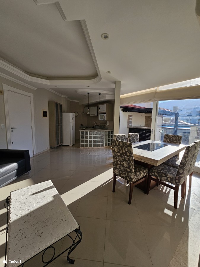 Cobertura à venda com 2 quartos, 154m² - Foto 3