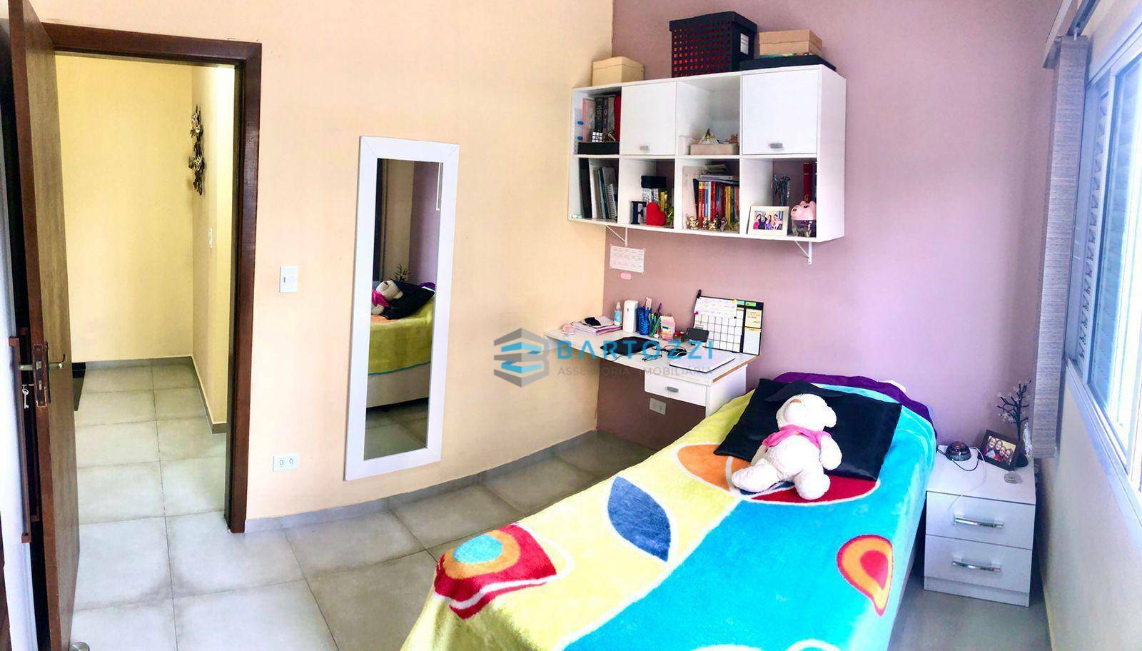 Sobrado à venda com 4 quartos, 200m² - Foto 18