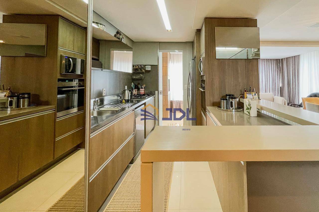 Cobertura à venda com 3 quartos, 265m² - Foto 17