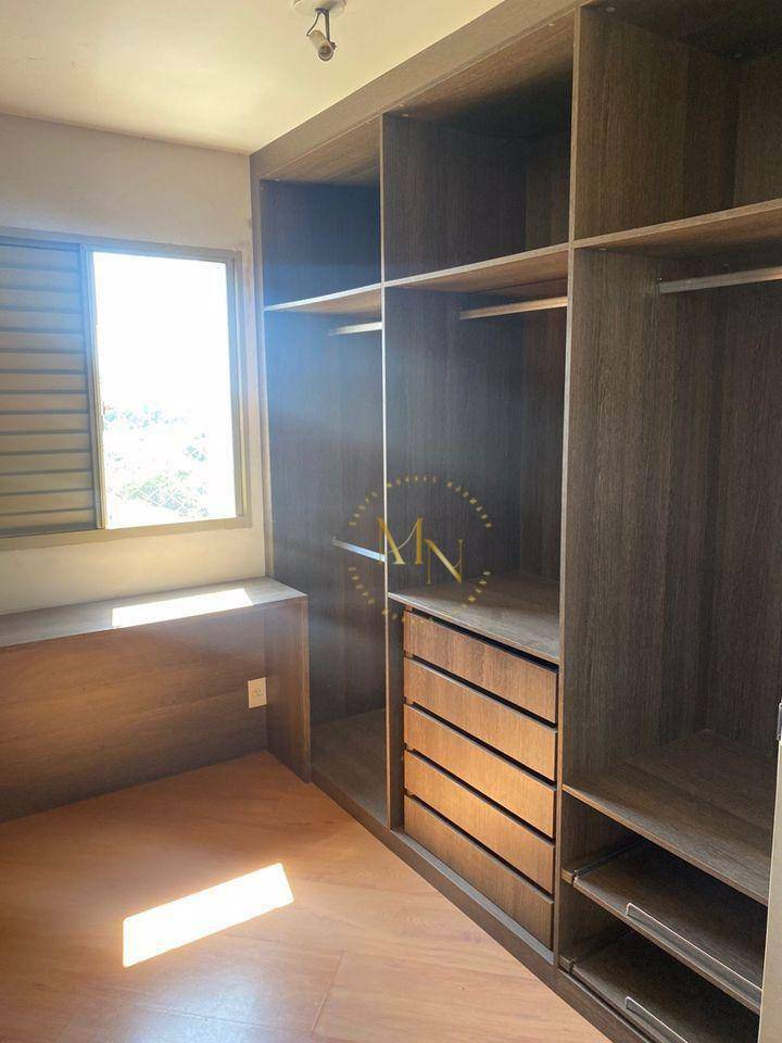 Apartamento à venda com 2 quartos, 65m² - Foto 20