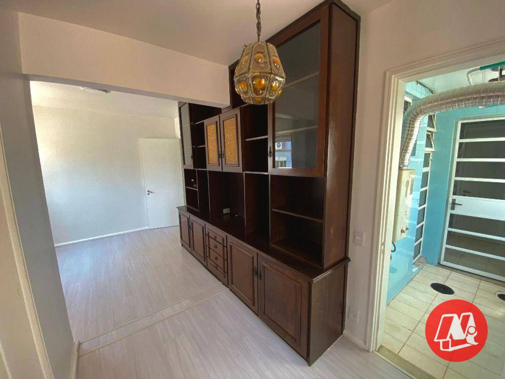 Apartamento para alugar com 3 quartos, 106m² - Foto 13