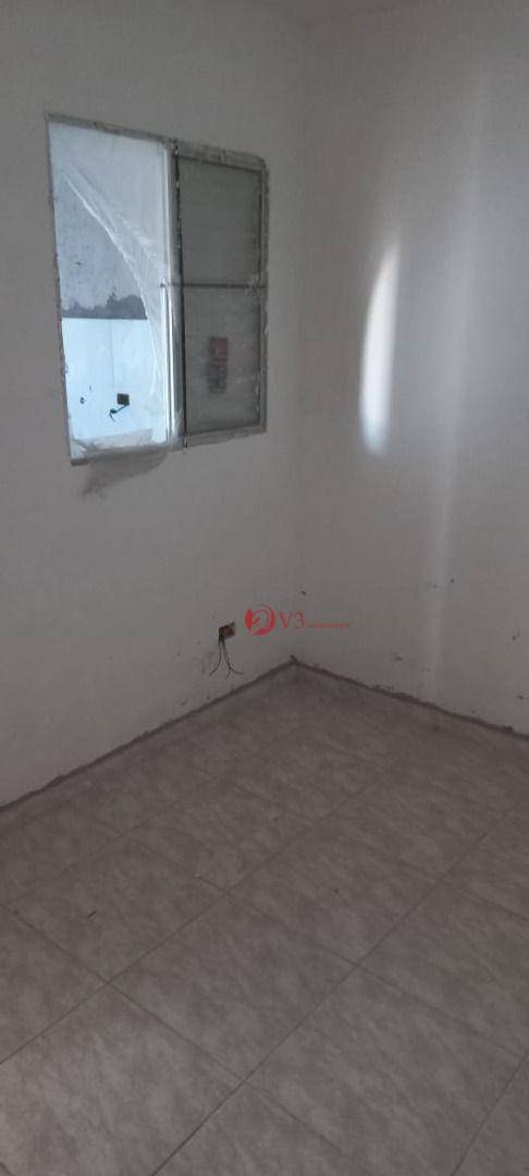 Apartamento à venda com 2 quartos, 40m² - Foto 9