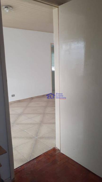 Casa à venda com 4 quartos, 200m² - Foto 15