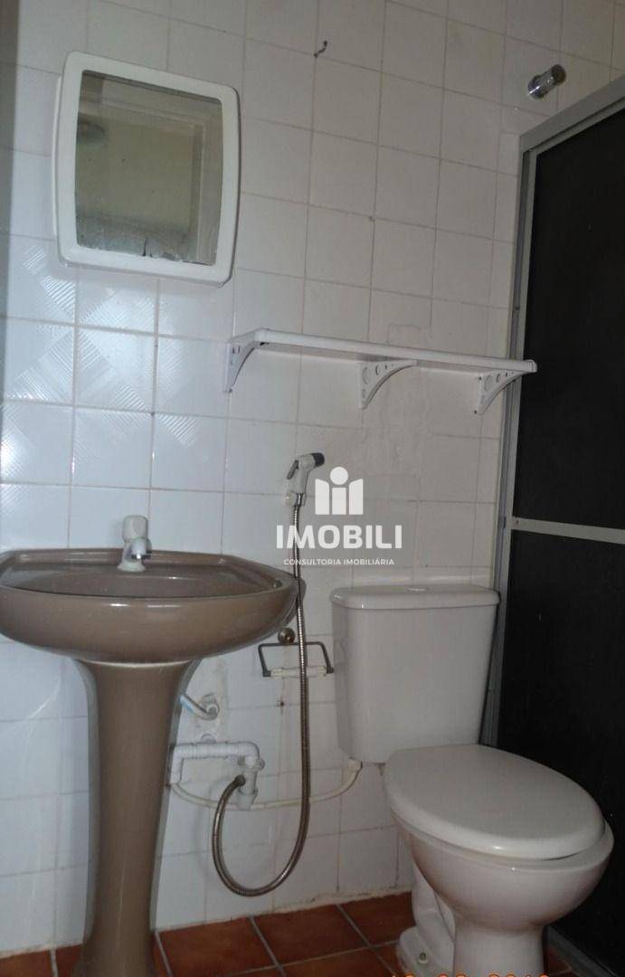 Apartamento à venda com 3 quartos, 76m² - Foto 12