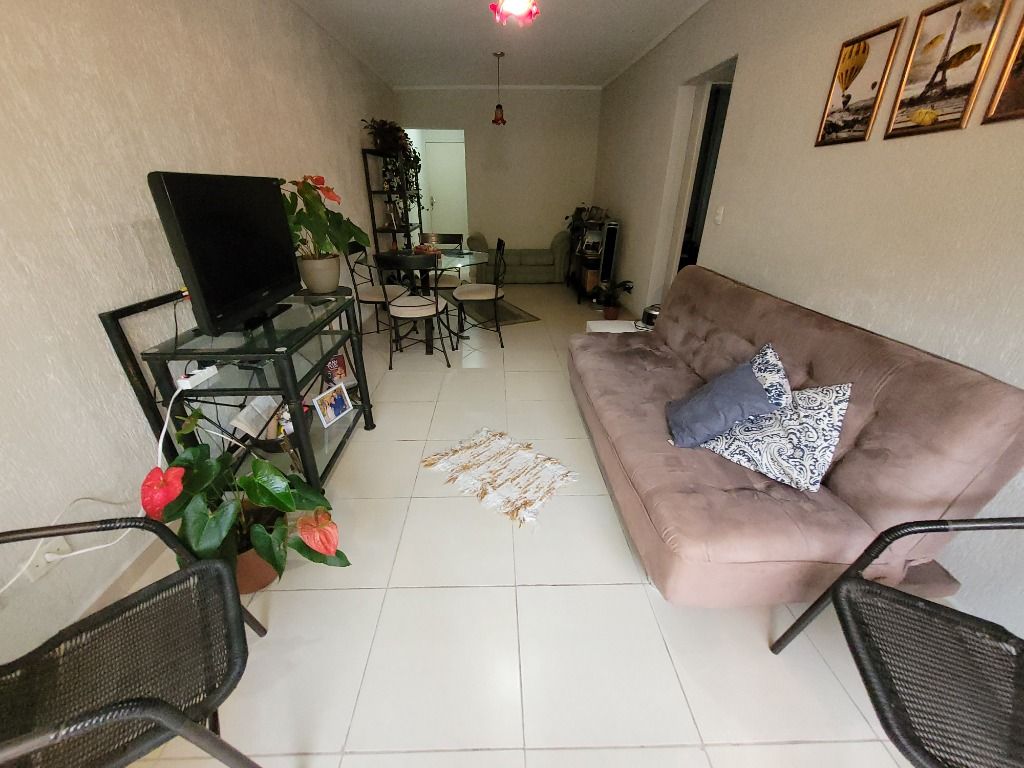 Apartamento à venda com 2 quartos, 80m² - Foto 2