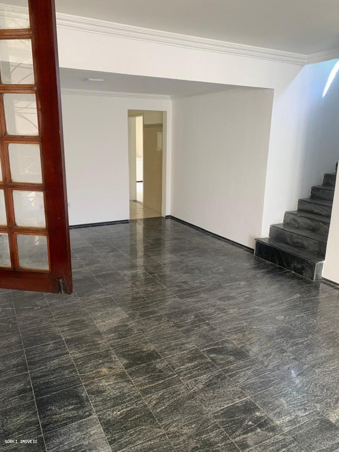 Casa à venda com 4 quartos, 151m² - Foto 26