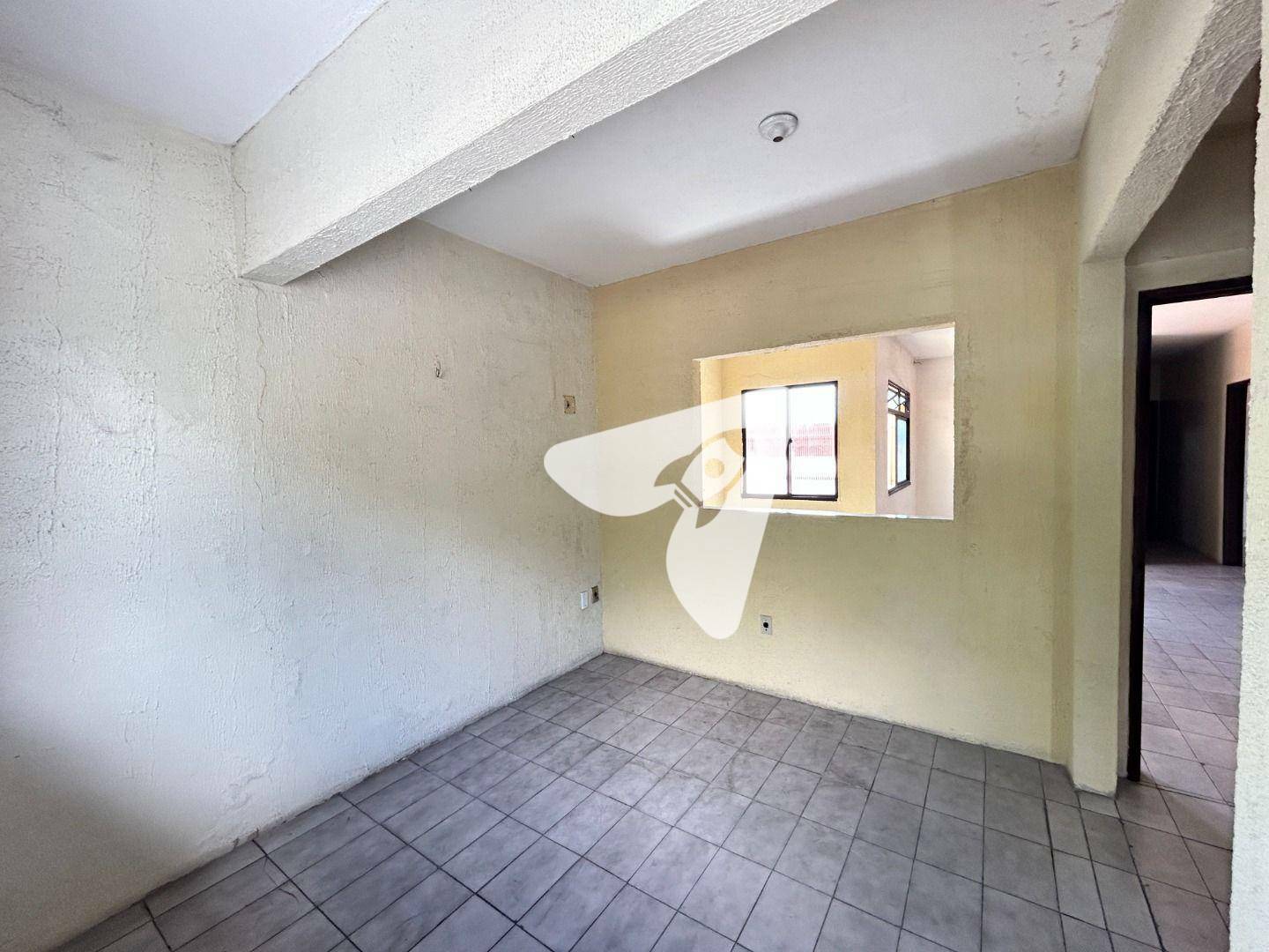 Casa à venda com 8 quartos, 342m² - Foto 9