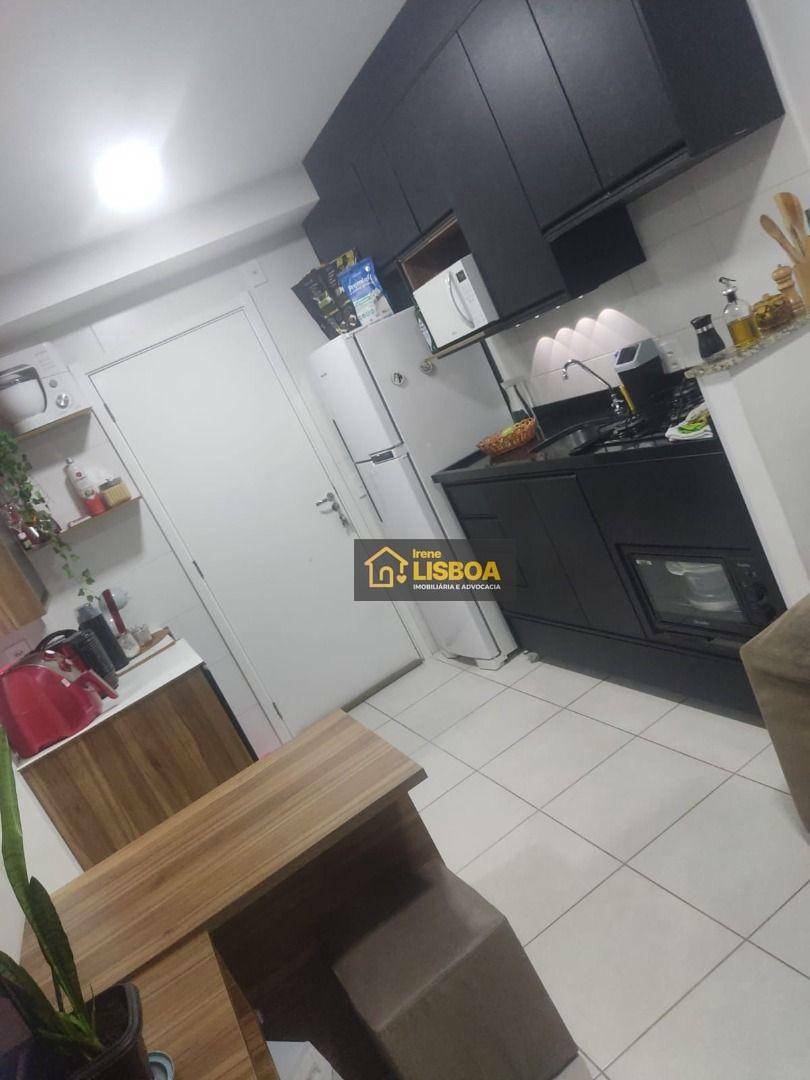 Apartamento para alugar com 2 quartos, 35m² - Foto 11