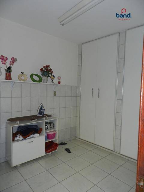 Casa à venda com 2 quartos, 190m² - Foto 14