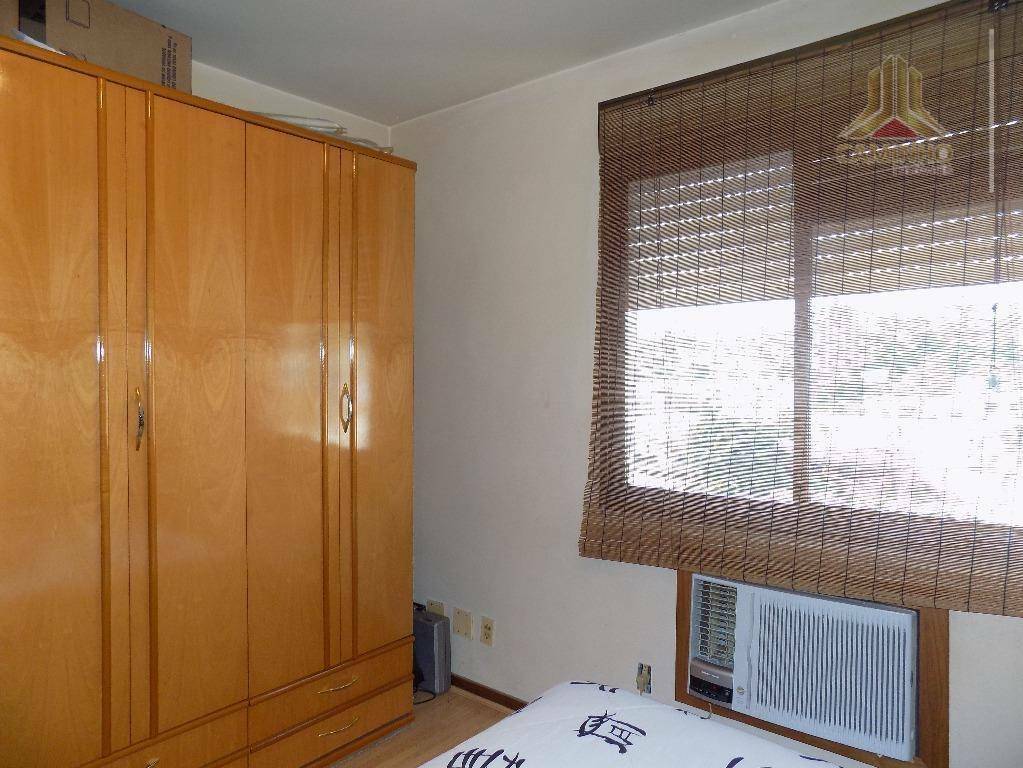 Apartamento à venda com 2 quartos, 58m² - Foto 18