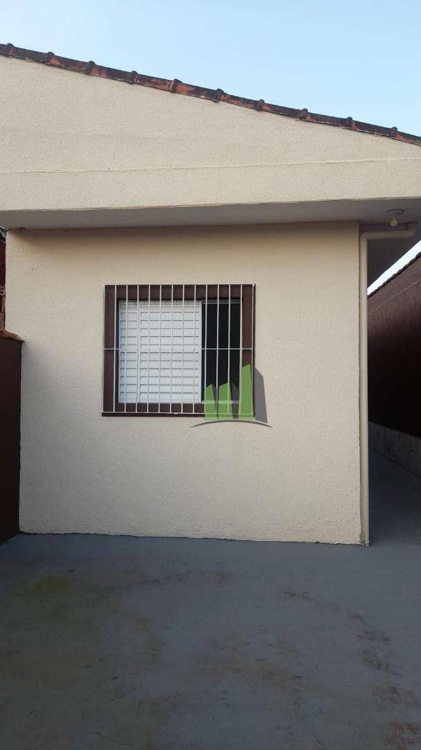 Casa à venda com 2 quartos, 60m² - Foto 1