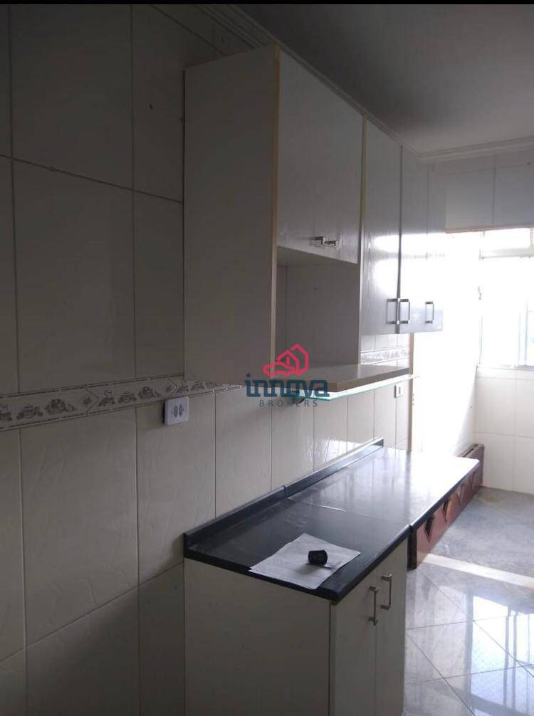 Apartamento à venda com 2 quartos, 64m² - Foto 5