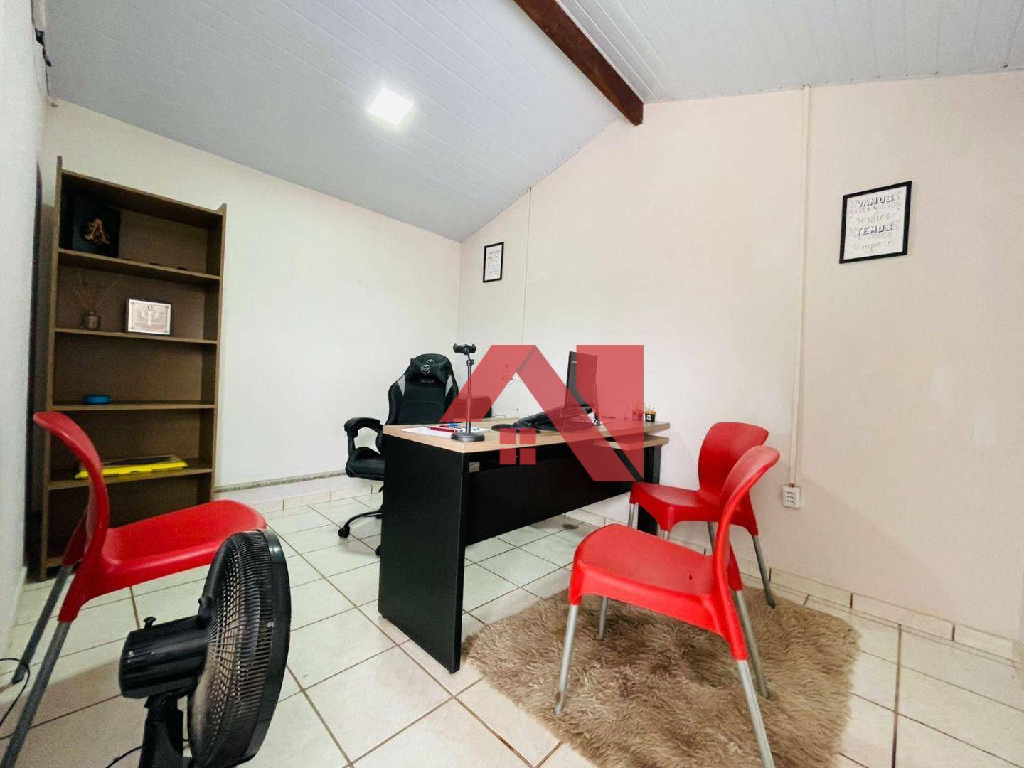 Casa à venda com 4 quartos, 280m² - Foto 18