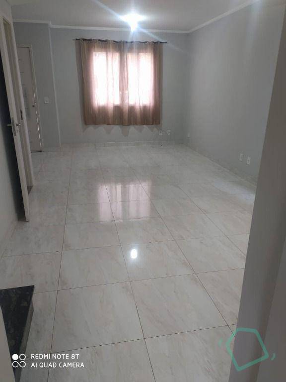 Casa de Condomínio para alugar com 3 quartos, 117m² - Foto 5