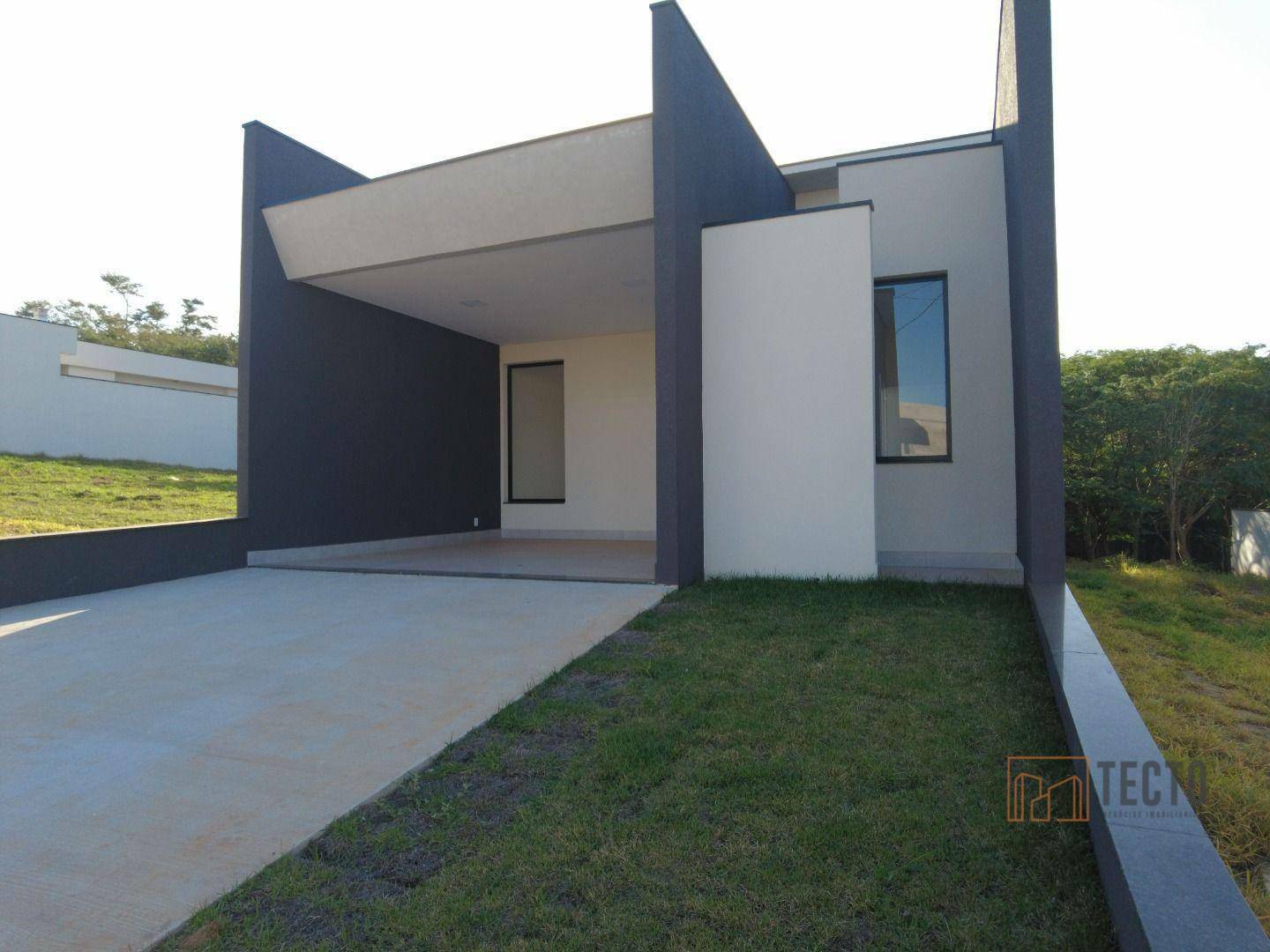 Casa de Condomínio à venda com 3 quartos, 180m² - Foto 2