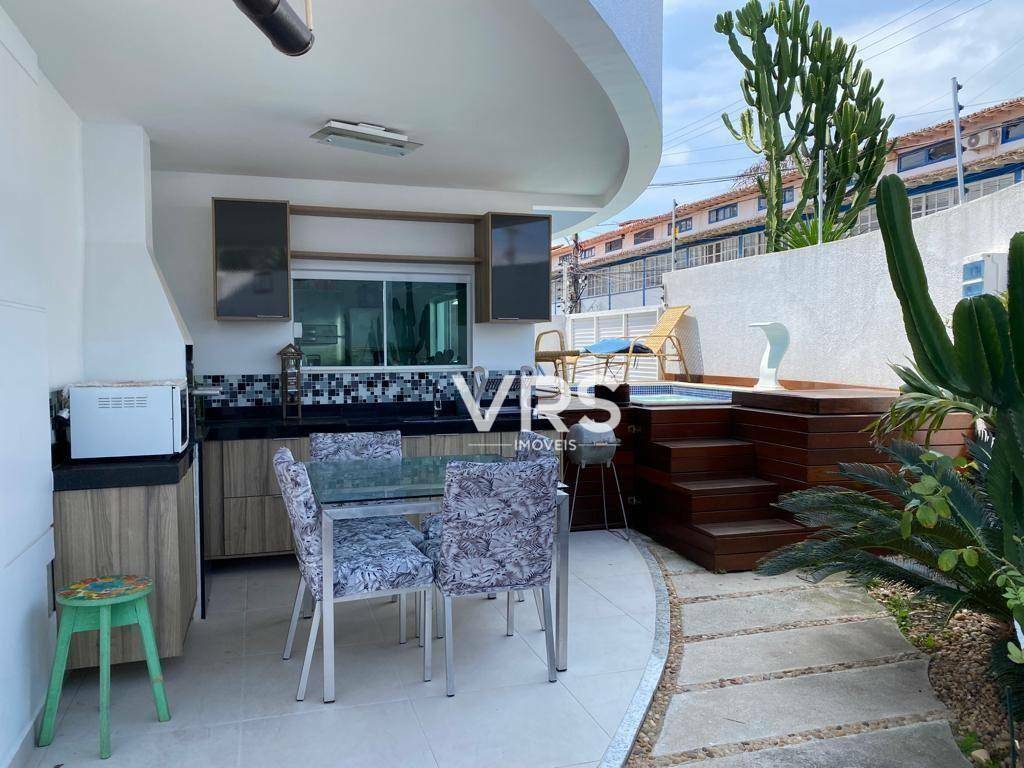 Casa à venda com 4 quartos, 175m² - Foto 10