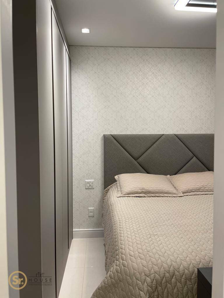 Apartamento à venda com 4 quartos, 146m² - Foto 21