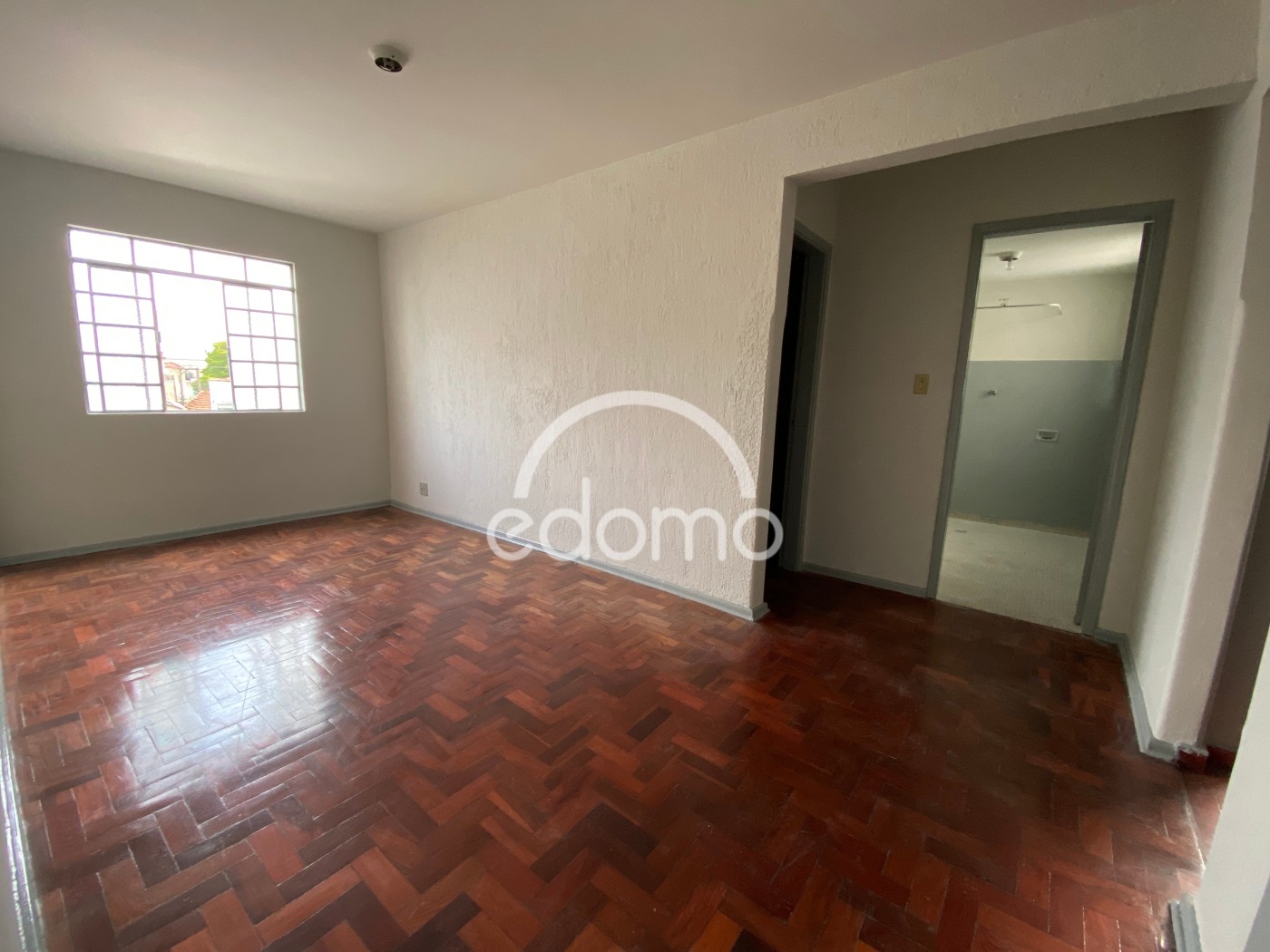 Apartamento para alugar com 1 quarto, 55m² - Foto 1