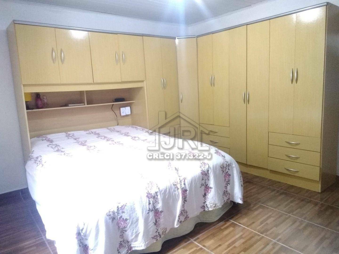 Casa à venda com 3 quartos, 207m² - Foto 17