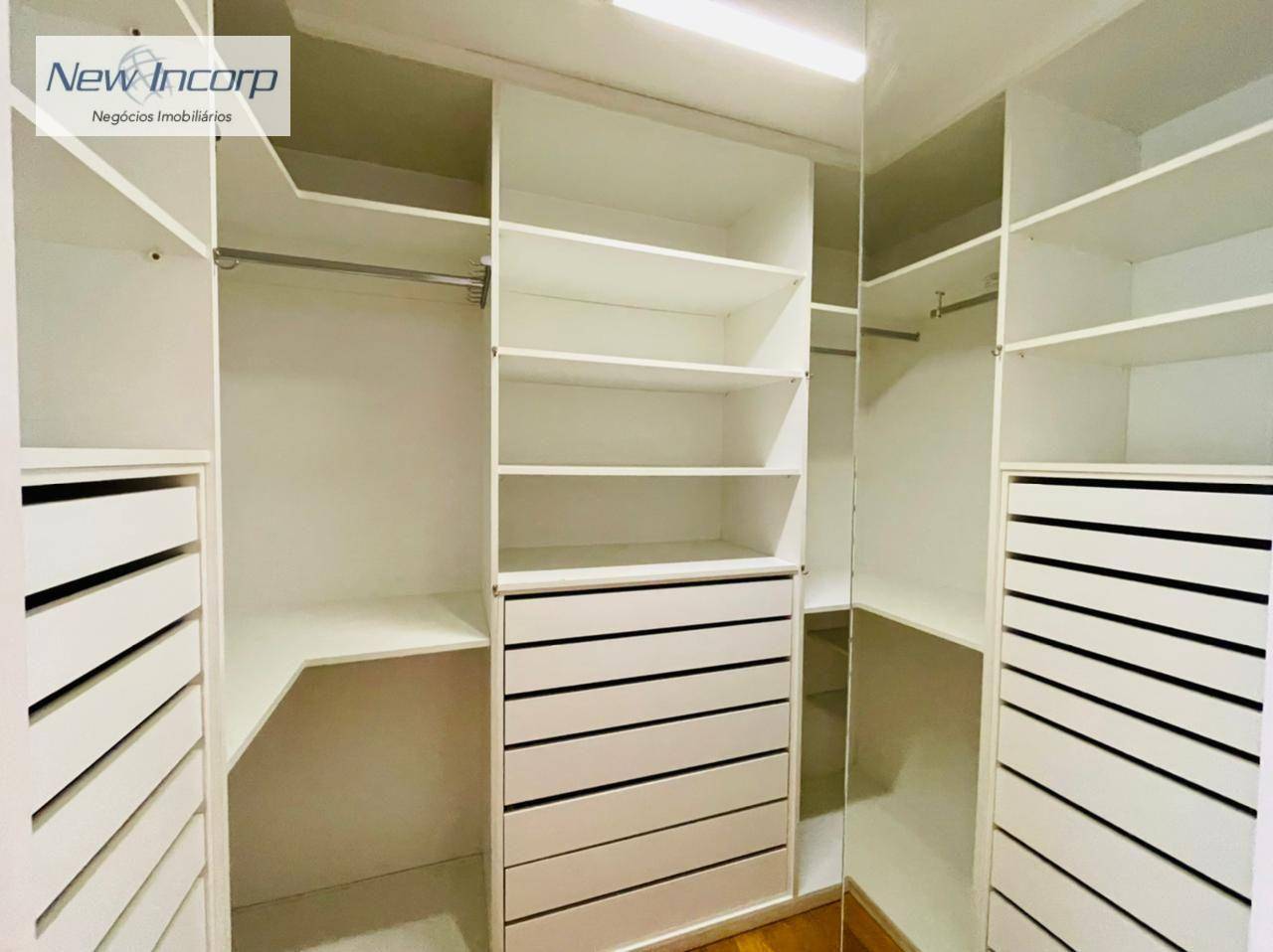 Apartamento à venda com 3 quartos, 215m² - Foto 25