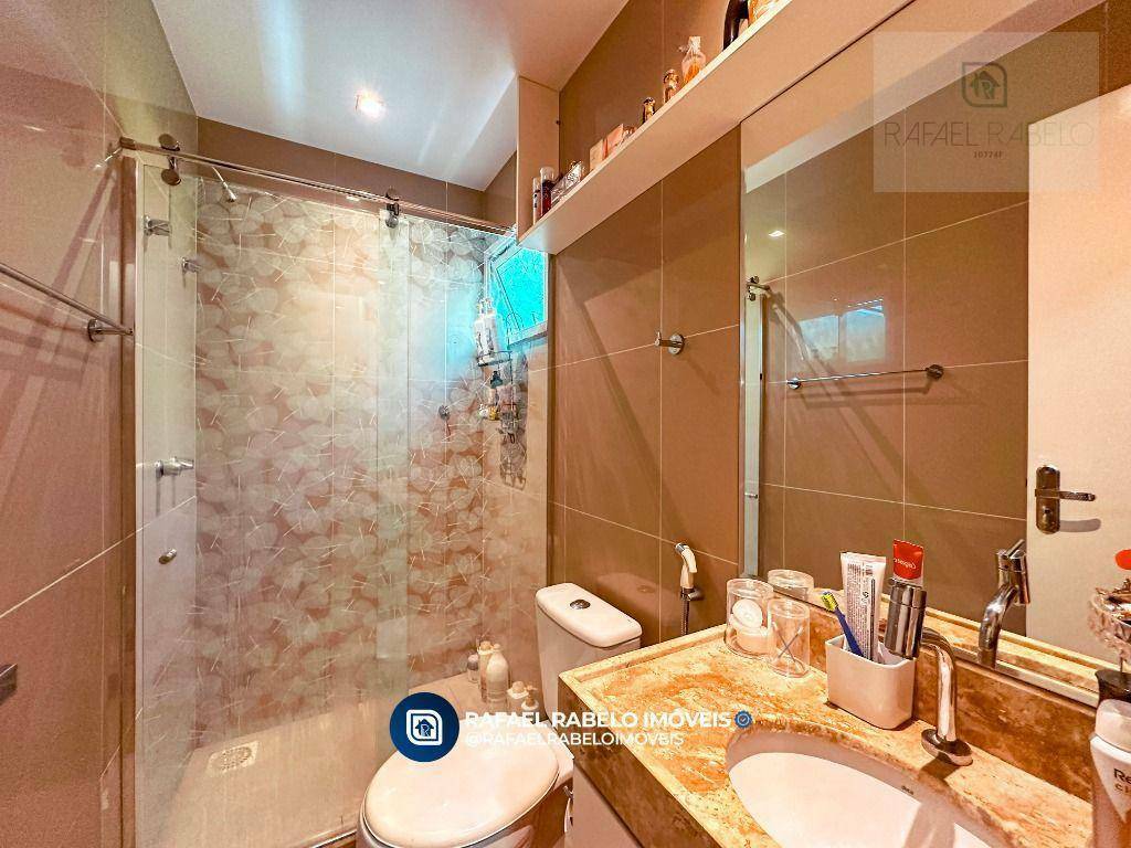 Casa de Condomínio para alugar com 4 quartos, 206m² - Foto 10