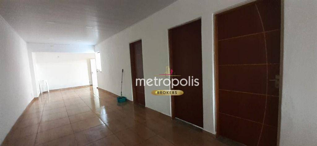 Sobrado à venda com 4 quartos, 250m² - Foto 1