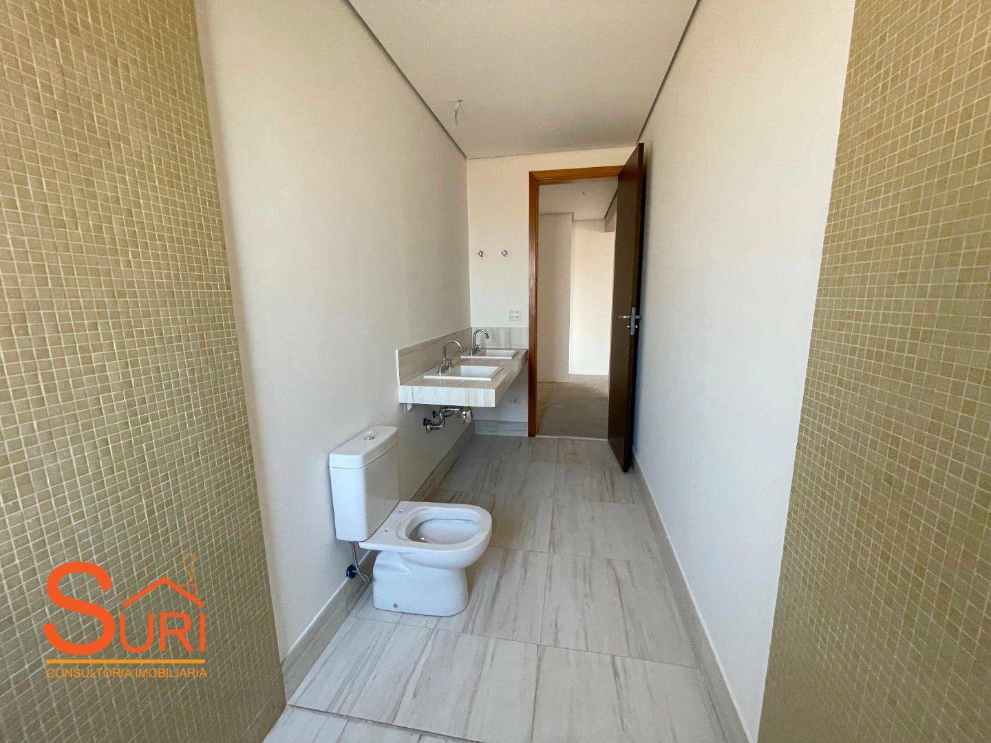 Apartamento à venda com 3 quartos, 190m² - Foto 4