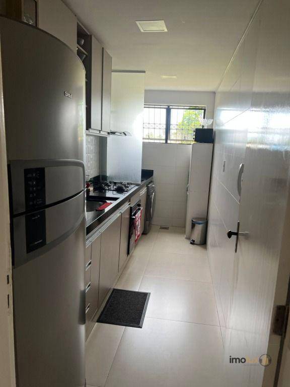 Apartamento à venda com 2 quartos, 60m² - Foto 10