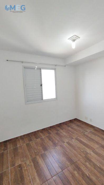 Apartamento para alugar com 2 quartos, 50m² - Foto 11