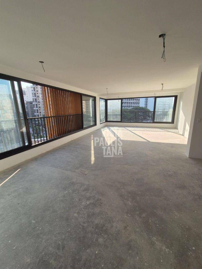 Apartamento à venda com 3 quartos, 189m² - Foto 13