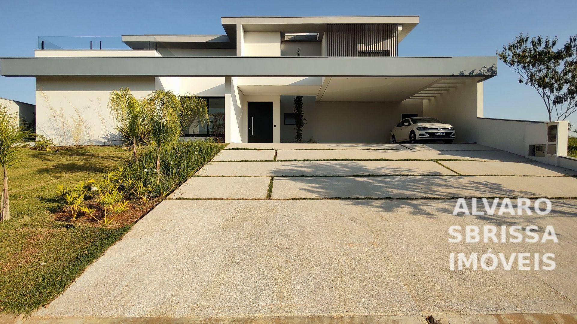 Casa à venda com 4 quartos, 330m² - Foto 2