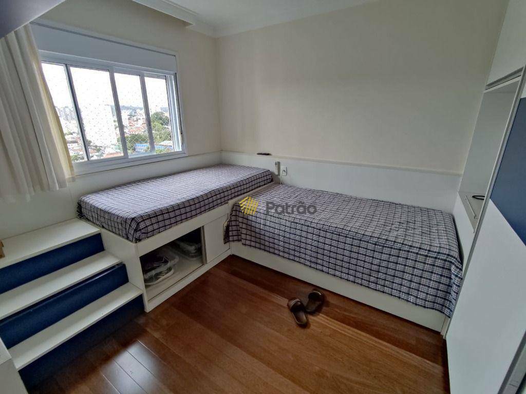 Apartamento à venda com 3 quartos, 242m² - Foto 30