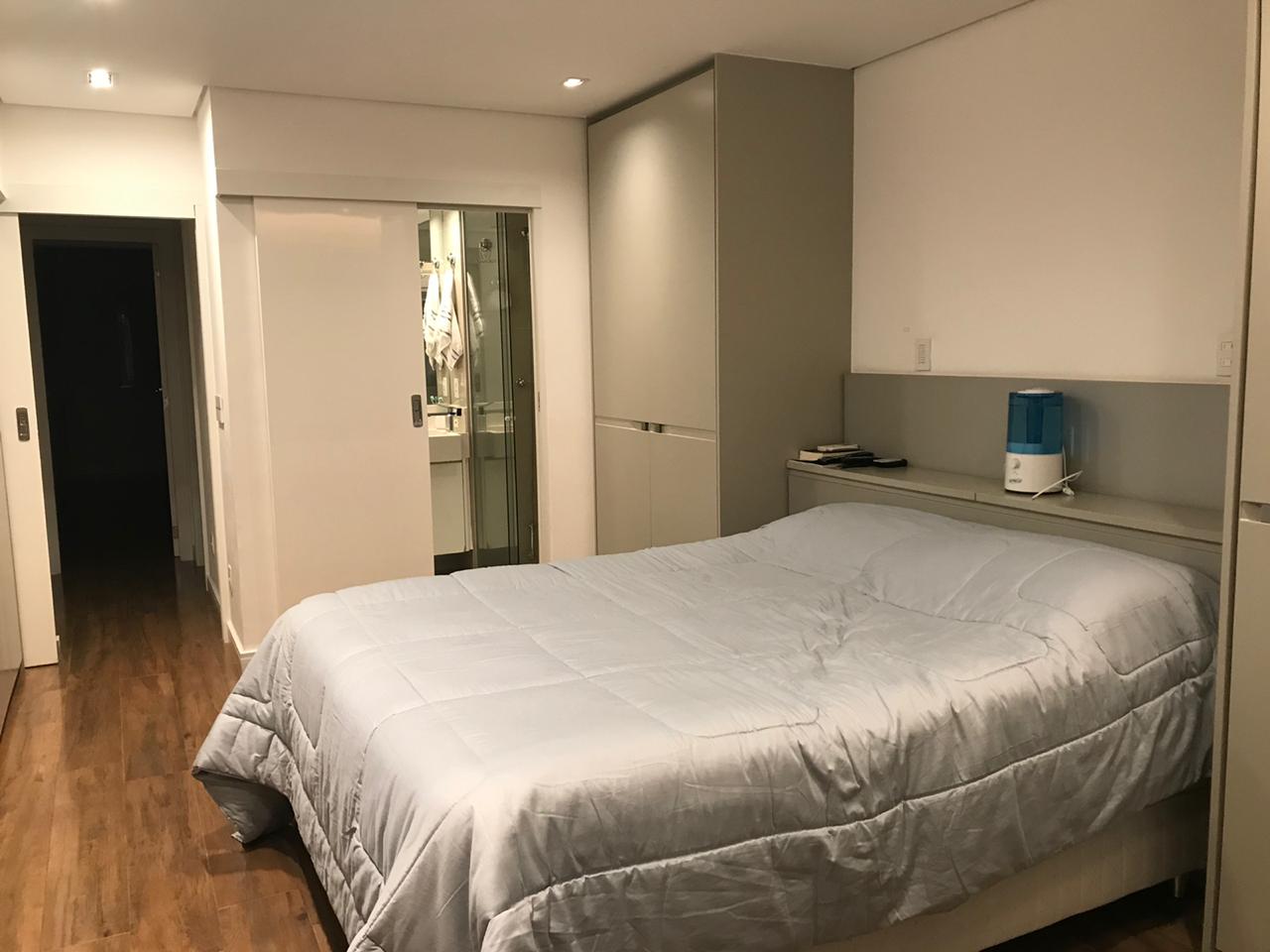 Apartamento à venda com 3 quartos, 161m² - Foto 3