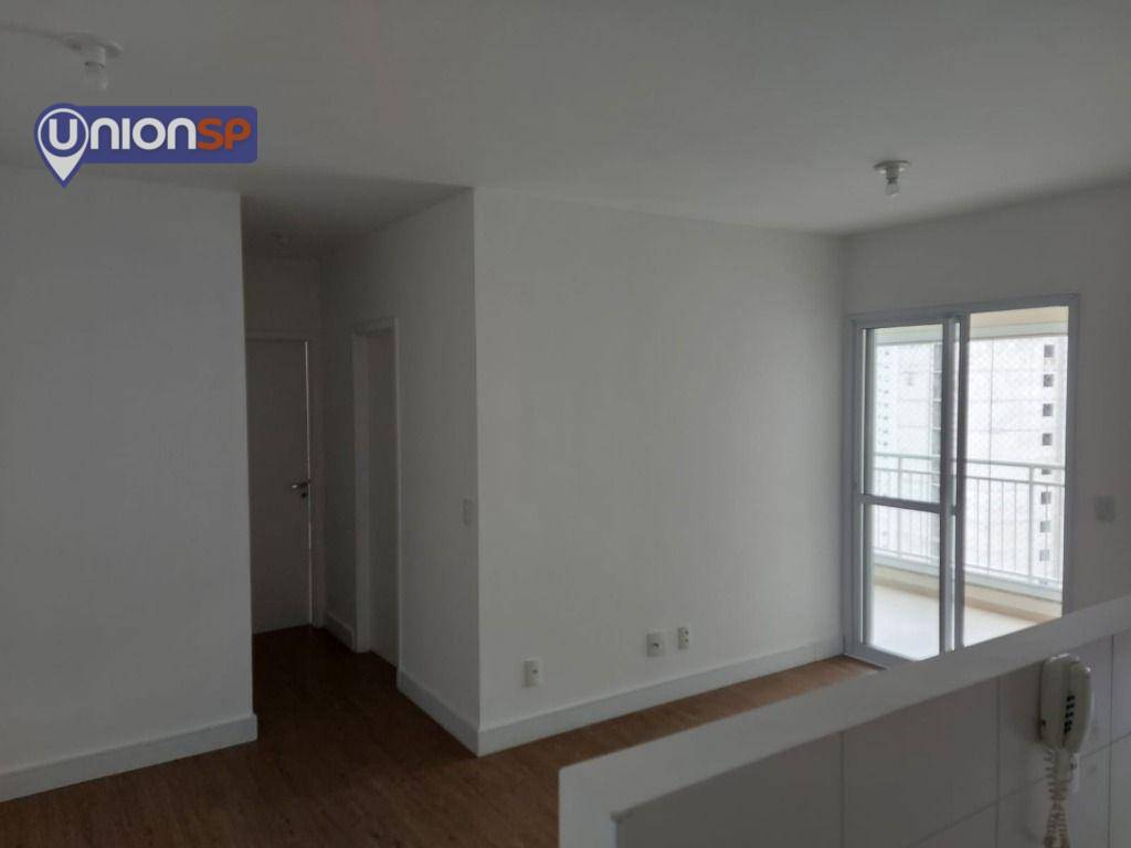 Apartamento à venda com 2 quartos, 65m² - Foto 1