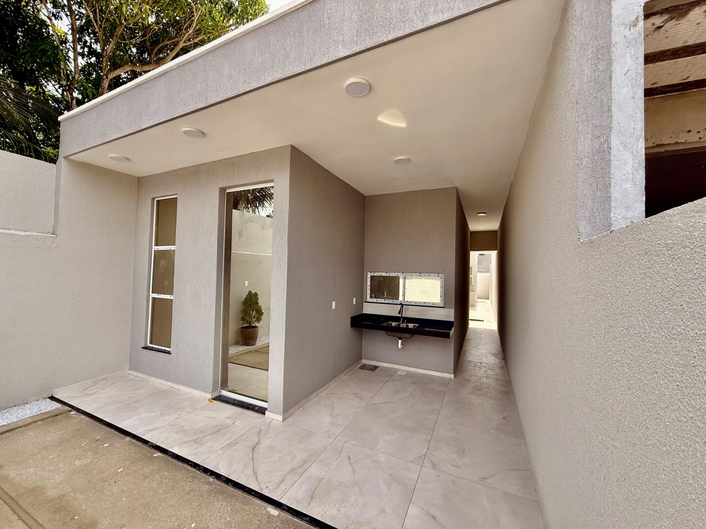 Casa à venda com 3 quartos, 180m² - Foto 2