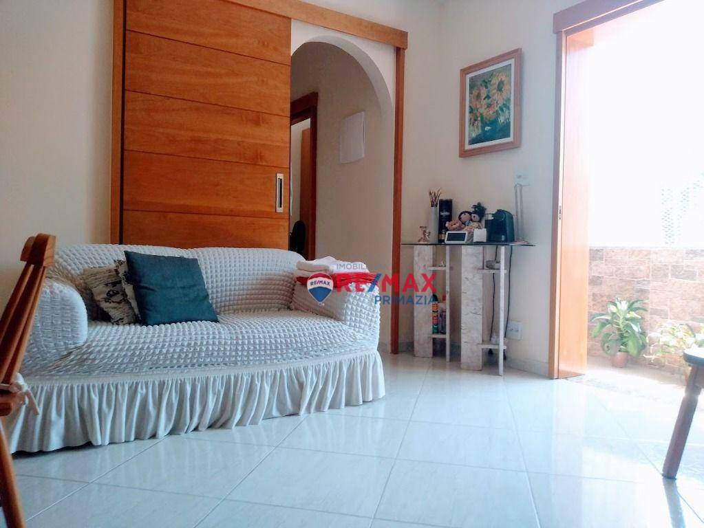 Apartamento à venda com 2 quartos, 45m² - Foto 4