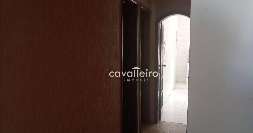 Casa à venda com 3 quartos, 178m² - Foto 9