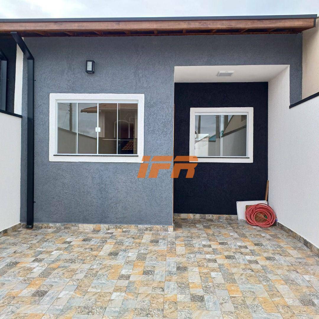 Casa à venda com 2 quartos, 70m² - Foto 12