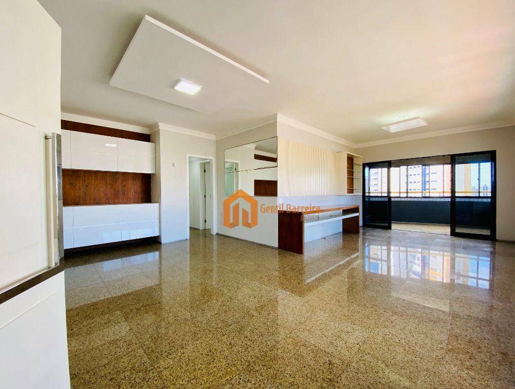 Apartamento à venda com 4 quartos, 174m² - Foto 1