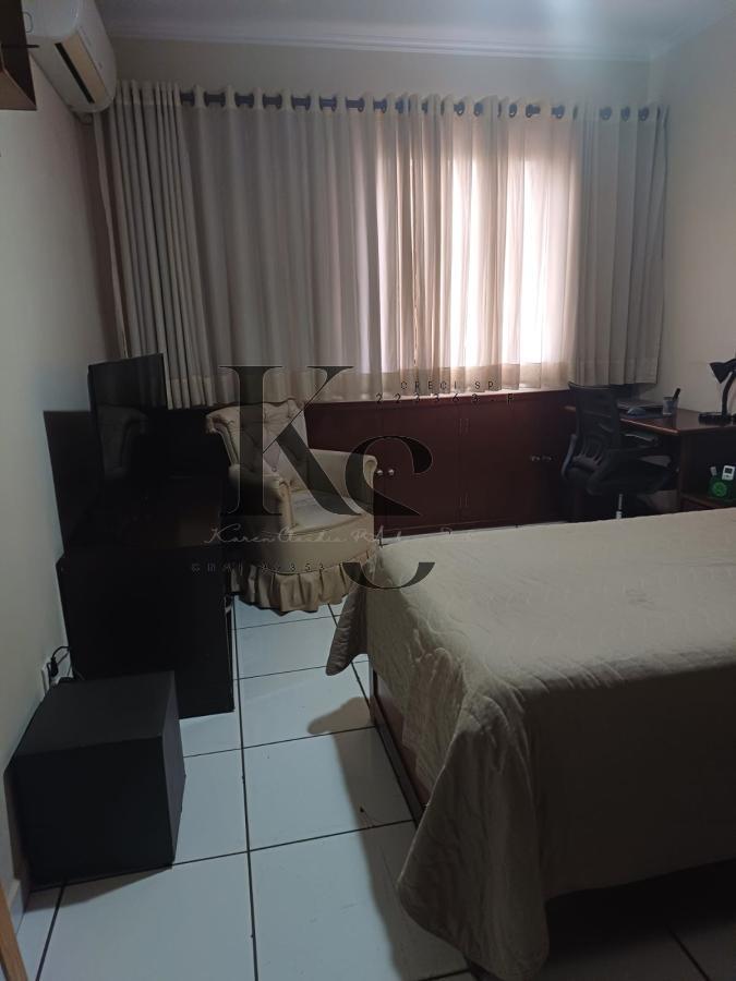 Apartamento à venda com 3 quartos, 154m² - Foto 2