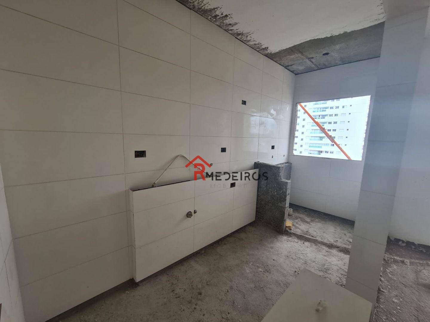 Apartamento à venda com 2 quartos, 76m² - Foto 13