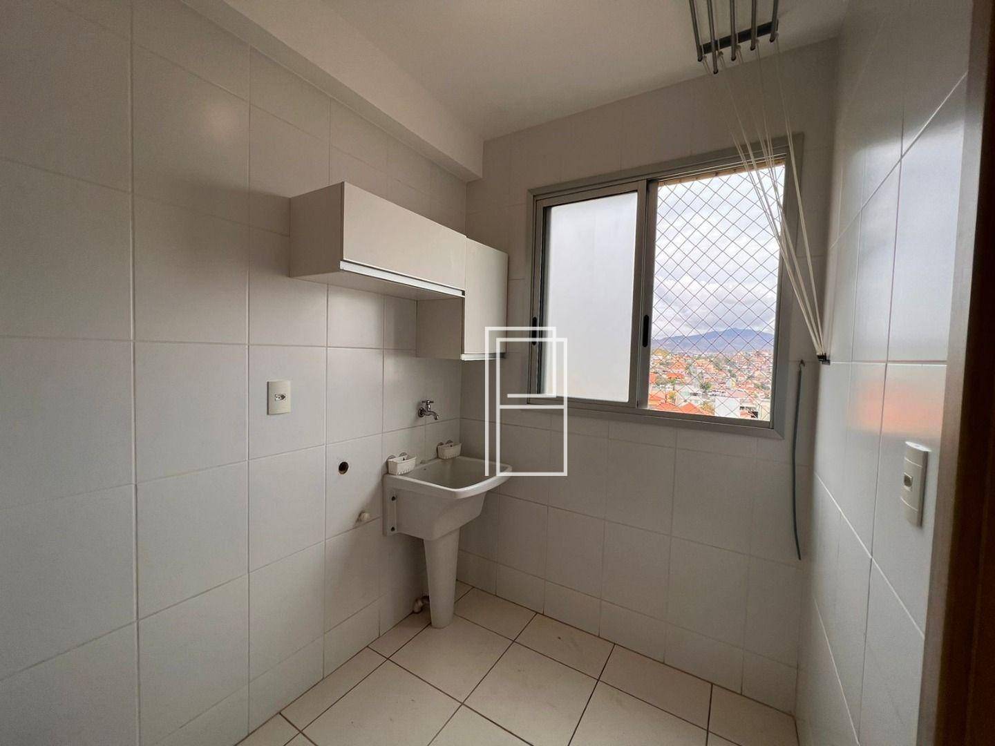 Apartamento à venda com 3 quartos, 96m² - Foto 3