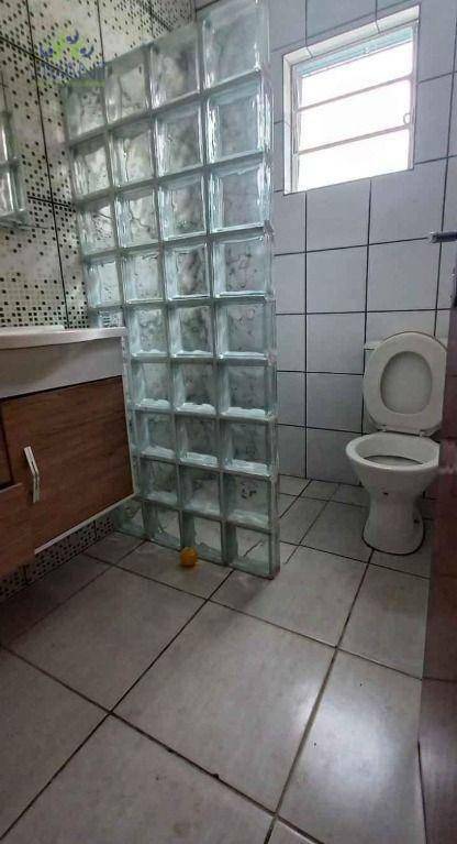 Sobrado à venda com 5 quartos, 150m² - Foto 12