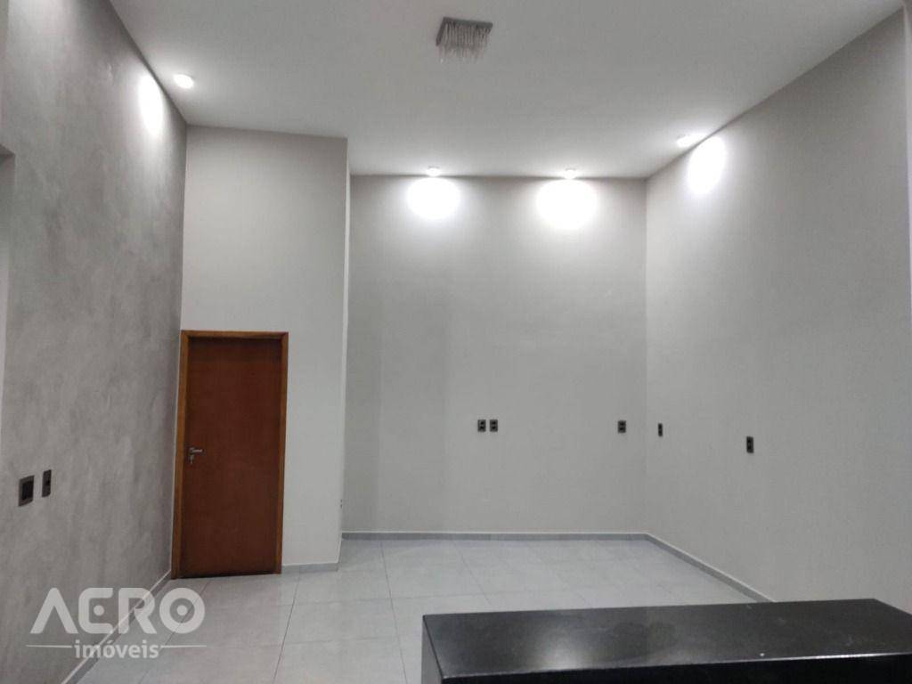 Casa à venda com 3 quartos, 168m² - Foto 12