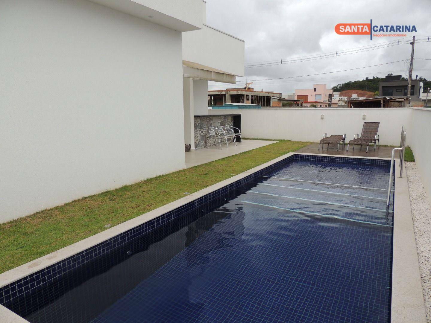 Casa de Condomínio à venda com 4 quartos, 412m² - Foto 5