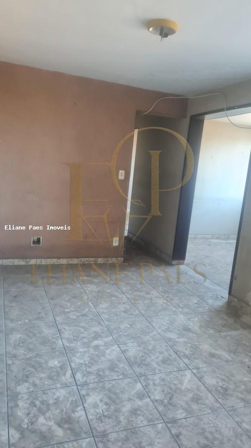 Apartamento à venda com 3 quartos, 100m² - Foto 2